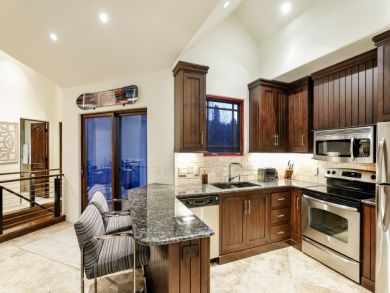 A Luxury Ski Ranch On thirty Seven  Acres Close to Aspen Ski
